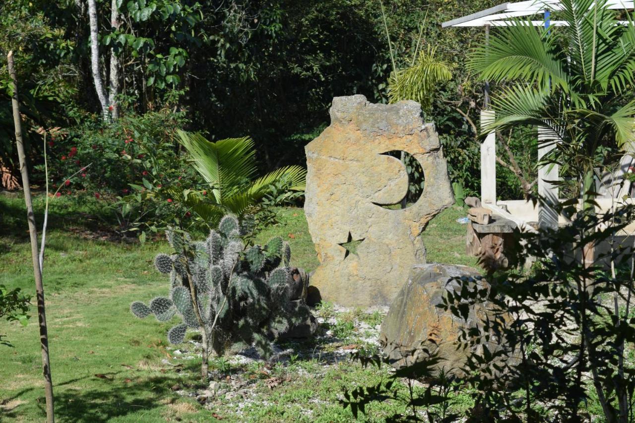 Finca Jardin Del Agua Sasaima Eksteriør bilde